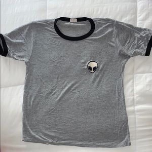 BRANDY MELVILLE ALIEN TEE
